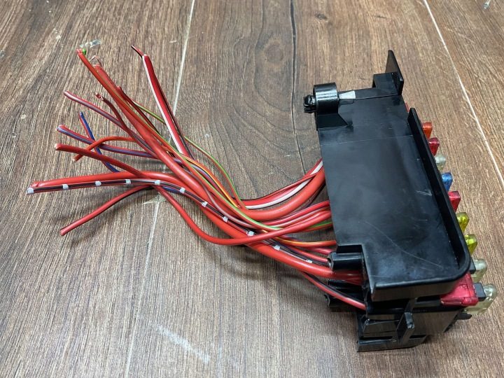 КРОНШТЕЙН БЛОКА ПРЕДОХРАНИТЕЛЕЙ MERCEDES-BENZ SL R129 A1295451347, фото 3