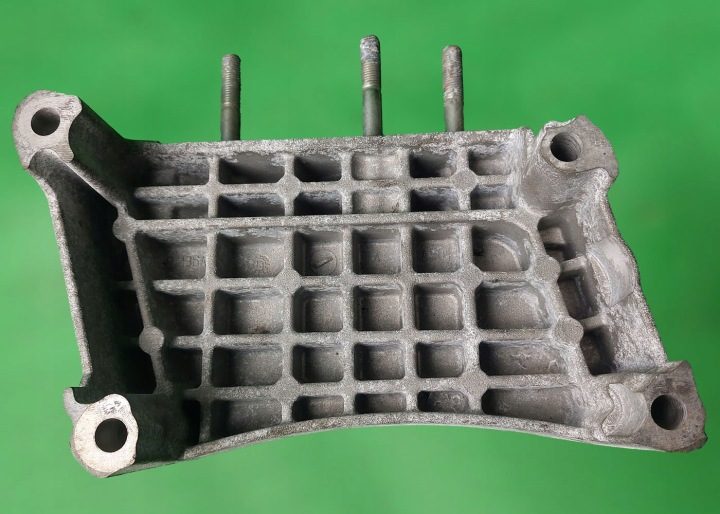 Крепление Кронштейн 55259831 55259830 1.3 16v Дизель FIAT 500 PANDA, фото 6