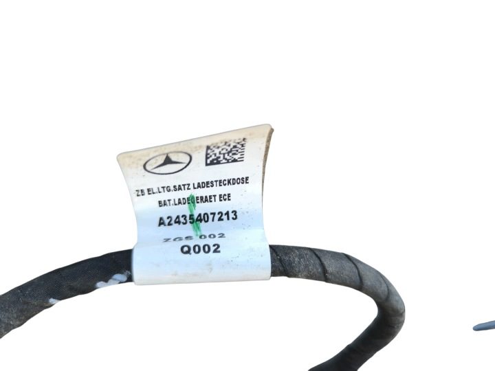 Mercedes EQB A2435407213 гнездо жгут проводов зарядки оригинал, фото 2