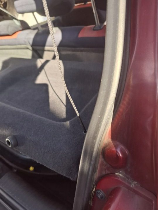ПОЛКА БАГАЖНИКА HYUNDAI GETZ РЕСТАЙЛИНГ 5 ДВ. ТЕМНАЯ, фото 3