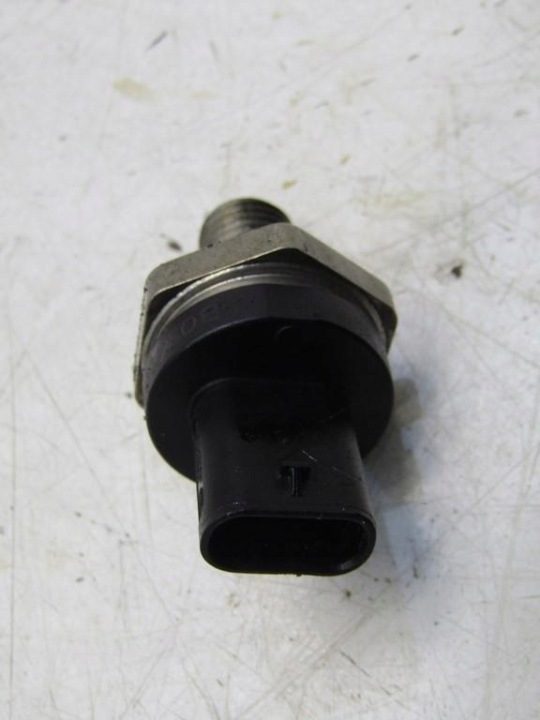 ДАТЧИК ДАВЛЕНИЯ ТОПЛИВА 1.5 бензин MINI F55 F56 0261230403, фото 2