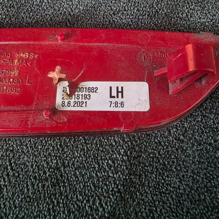 Катафоты в бампер задний OPEL CORSA F 3202001683 3202001682, фото 4