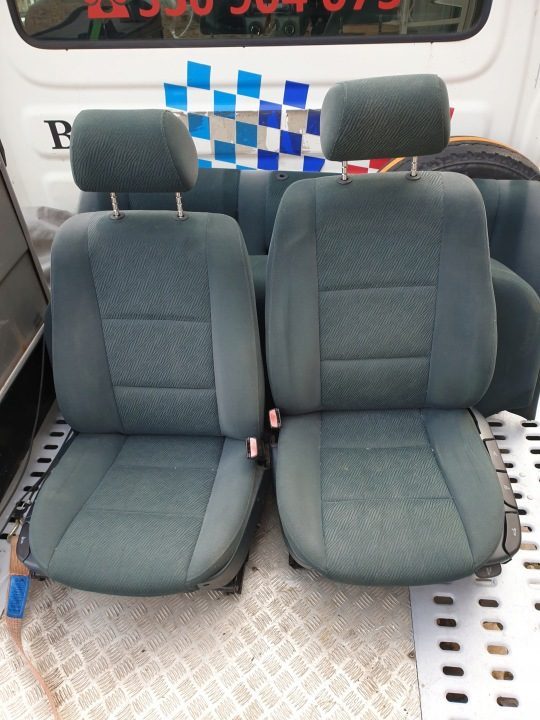 BMW E39 сиденья зеленые + диван седан, фото 1