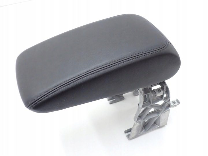 ПОДЛОКОТНИК БАРДАЧОК КОЖА ЕВРОПА 8V0864283E AUDI A3 8V РЕСТАЙЛИНГ 20 г., фото 3