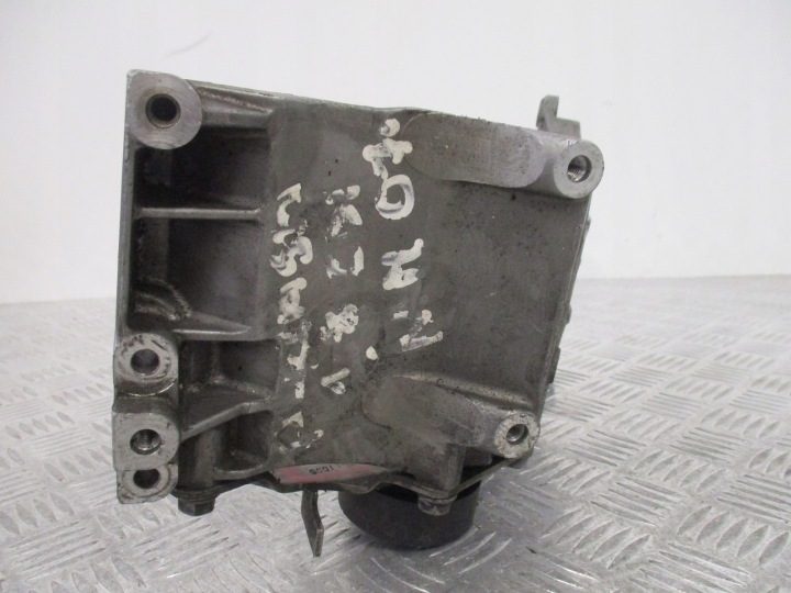Кронштейн Крепление генератора Mercedes A-класс 169 A6402021040, фото 4