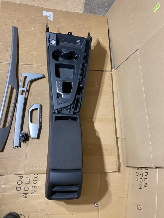 ПОДЛОКОТНИК ЦЕНТРАЛЬНЫЙ ТОННЕЛЬ ПАНЕЛЬ USB AUDI A4 B9 8W A5 F5 EU, фото 1