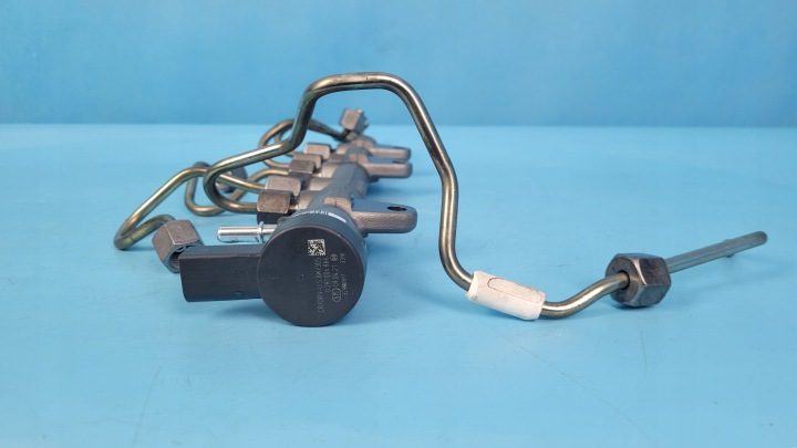 BMW 2' F44 218d Gran купе 21 г. топливная рампа 8579239, фото 6