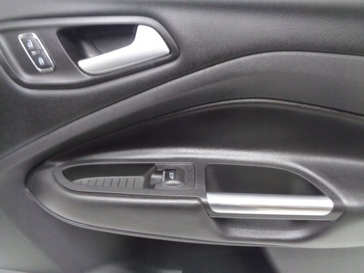 Ford Kuga MK2 обшивка двери правая передняя кожа 14 г.-, фото 2
