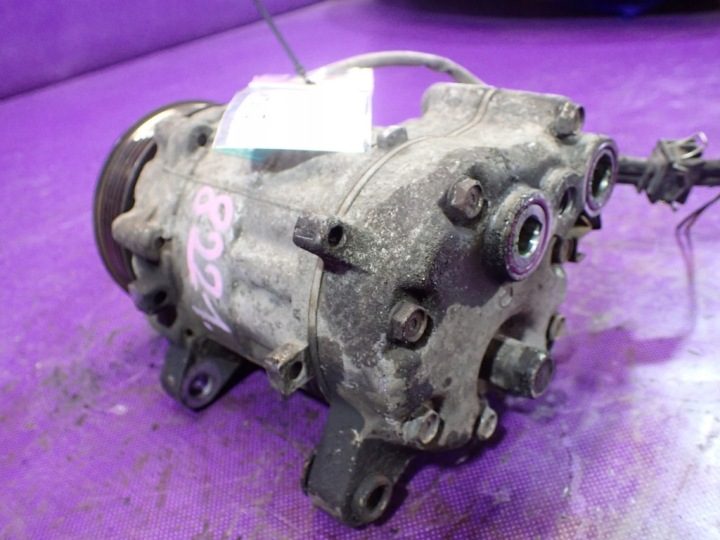 VW POLO III 6N 94-01 1.4 60 л.с. КОМПРЕССОР КОНДИЦИОНЕРА 6N0820803A, фото 4