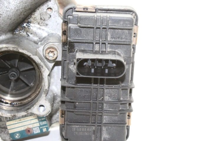 Турбина BMW X5 (F15, F85) 8508091 3.0L дизель 230 кВт 2014, фото 9