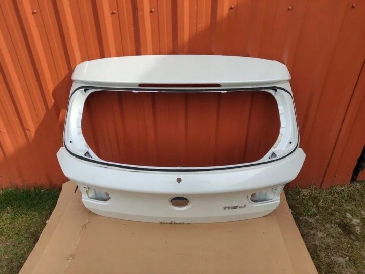 Крышка багажника BMW 1 F20 F21, фото 1