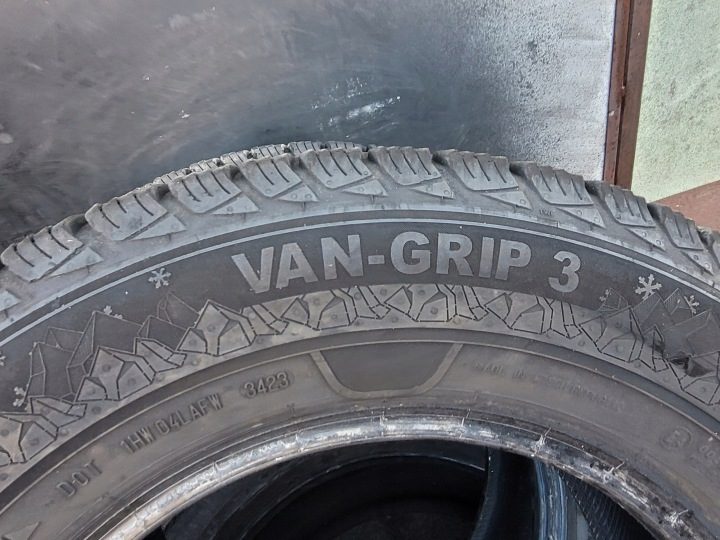 Шина зимняя Semperit ФУРГОН-GRIP 3 215/70R15 109/107 R сцепление на снегу (3PMSF), фото 4