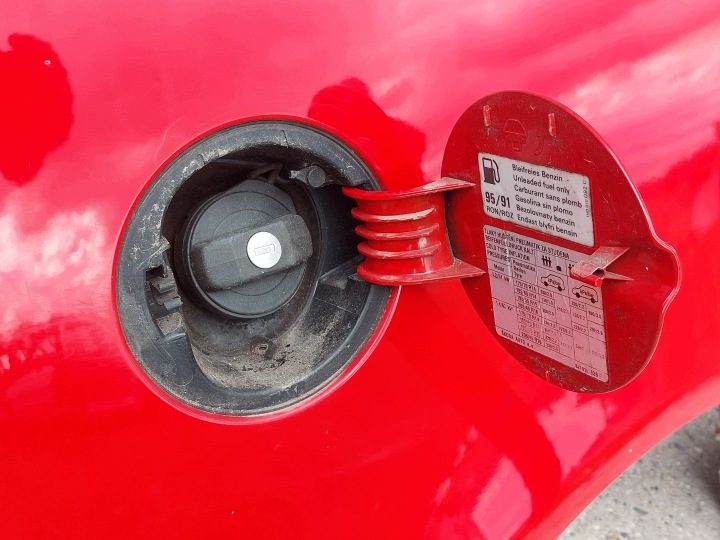 SKODA ROOMSTER ЛЮЧОК ГОРЛОВИНЫ БЕНЗОБАКА 8151 LF3K, фото 2