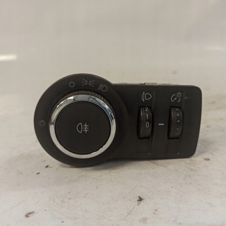 Opel Astra IV J 1.4 турбо переключатель света 13268705, фото 3