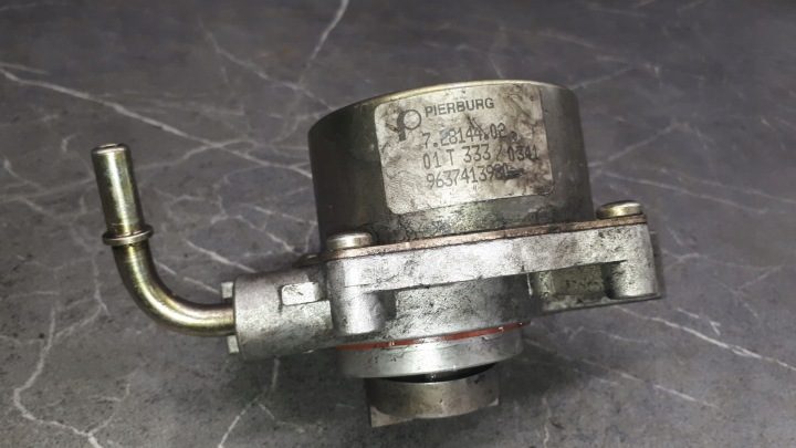 9637413980 Насос Вакуумный Citroen Peugeot 1,4 HDI, фото 3