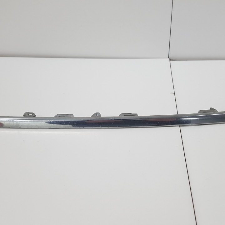 МОЛДИНГ РЕШЕТКИ РАДИАТОРА VOLKSWAGEN PASSAT B7 3AA853651A, фото 1