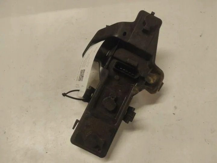 Контакты заднего фонаря VW TOURAN (1T1, 1T2) 1T0945257D 2.0L дизель 100 кВт 2006, фото 2