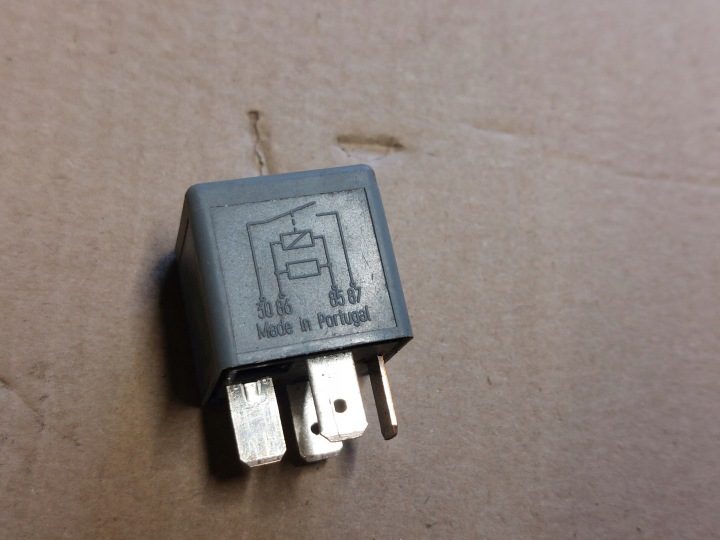 Реле VW SEAT SKODA 7M0951253A 100, фото 2