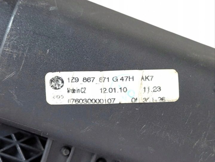 Шторка багажника Skoda Octavia 2 рестайлинг 1Z 2010 1Z9867871G, фото 6