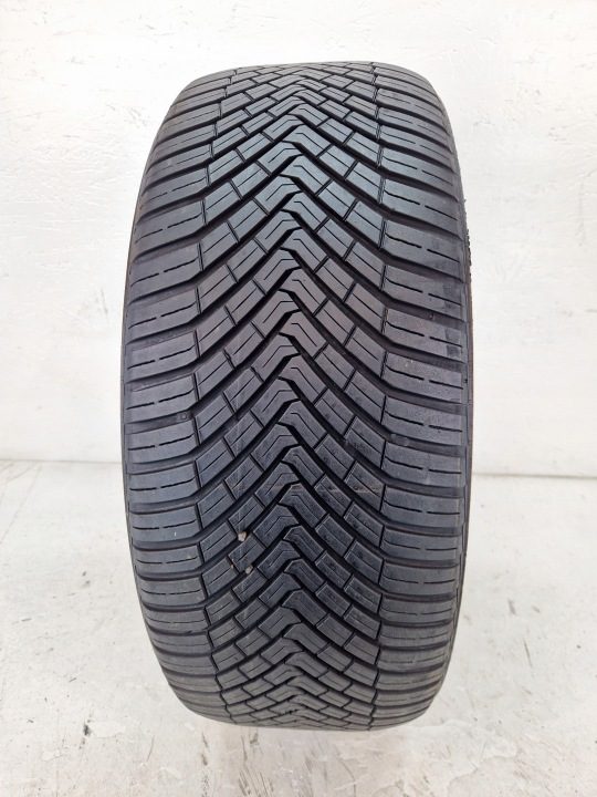 Шина всесезонная Continental AllSeasonContact 255/45R20 101 т сцепление на снегу (3PMSF), защита диска, фото 1