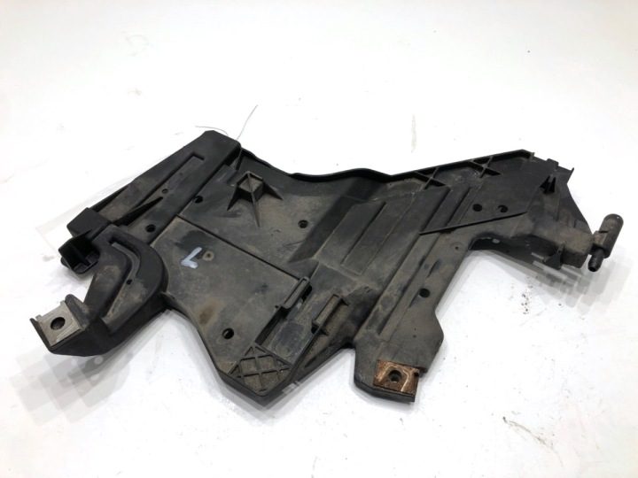 НАПРАВЛЯЮЩАЯ ФАРЫ ЛЕВАЯ AUDI A4 B8 1301073033, фото 2