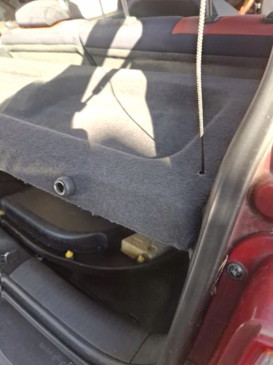 ПОЛКА БАГАЖНИКА HYUNDAI GETZ РЕСТАЙЛИНГ 5 ДВ. ТЕМНАЯ, фото 1