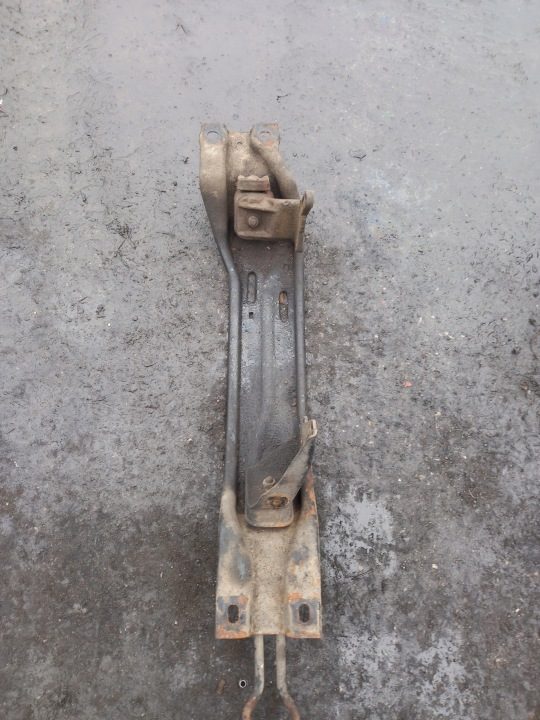 Балка двигателя кронштейна коробки передач FORD FIESTA MK3 1988-95 1.3 бензин, фото 1
