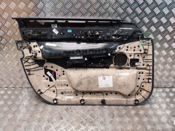Обшивка двери правая передняя BMW 7 G11 G12 15- 105851305C, фото 2