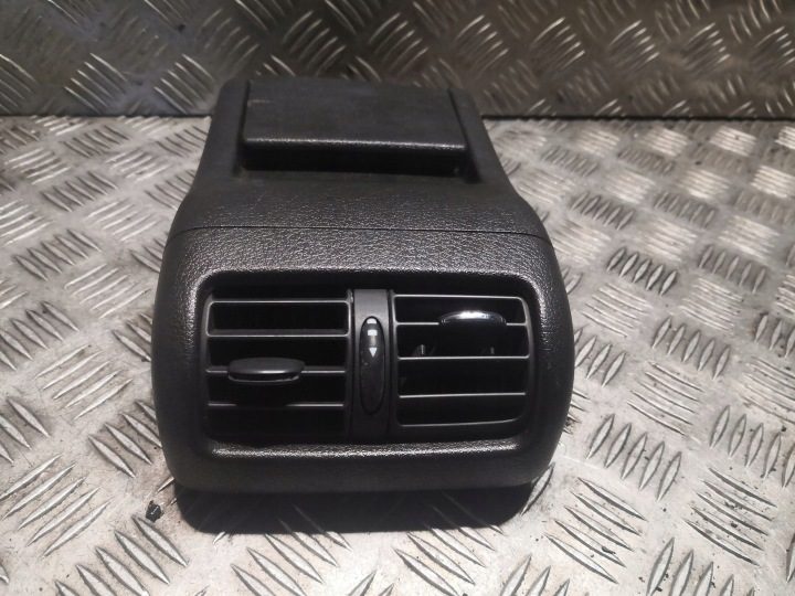 Mercedes-Benz C W203 Пепельница, фото 2