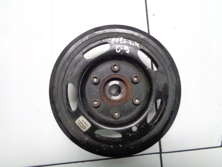 OPEL ASTRA J 1.4 16V ШКИВ 55571403, фото 2