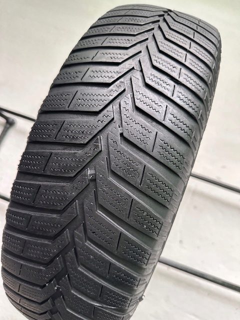 Шина зимняя Vredestein Snowtrac 3 175/70R14 84 т сцепление на снегу (3PMSF), фото 2
