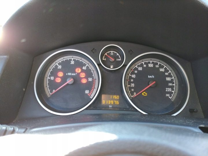 OPEL ASTRA H 3 III ХЭТЧБЕК 5D ПОЛКА БАГАЖНИКА ЗАДНЯЯ, фото 8