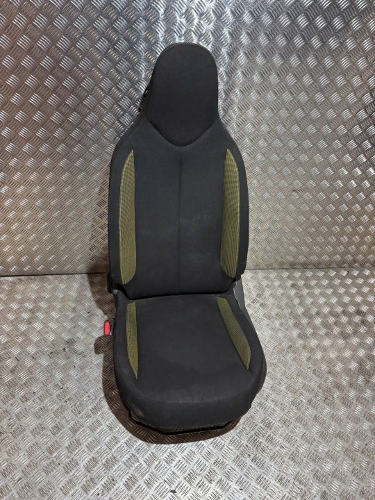 СИДЕНЬЕ ЛЕВОЕ ПЕРЕДНЕЕ UK ПОДУШКА TOYOTA AYGO II 14- 5B9, фото 1