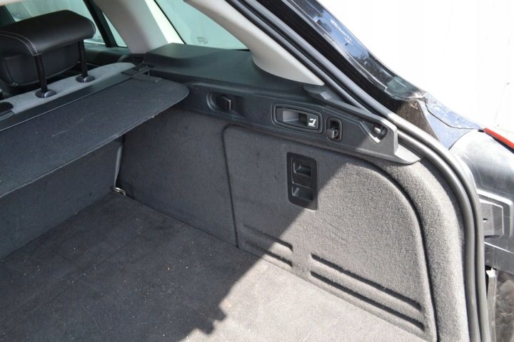 Renault Laguna III 3 универсал обивка обшивки задние багажника правые левые 2X, фото 2