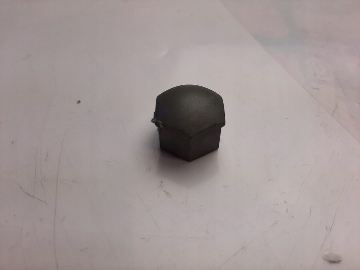 НАКЛАДКА КОЛПАЧОК ЗАЩИТА БОЛТА ZABEZPIECZAJĄCEJ КОЛЕСА M14x1,5 321601173A01C, фото 2