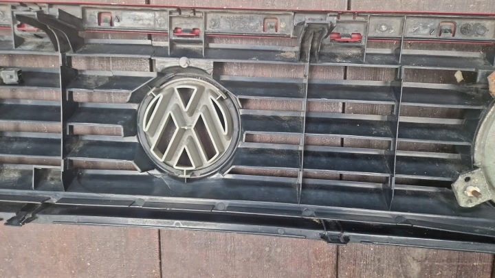 1986 Volkswagen Golf II Решетка радиатора передняя 13467600, фото 10