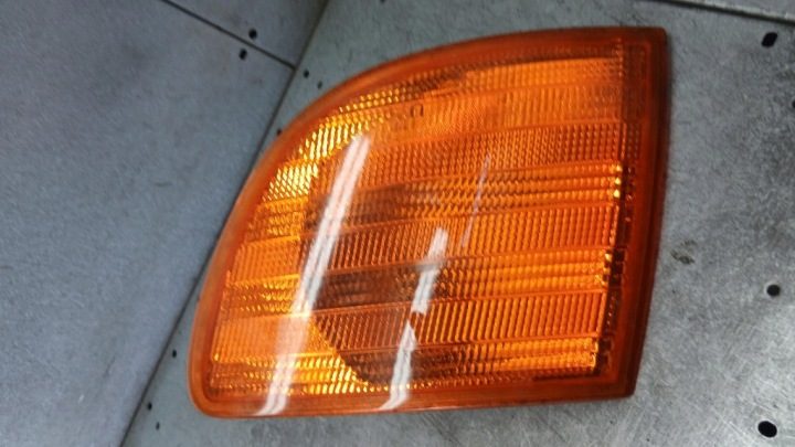 ПОВОРОТНИК ЛЕВЫЙ ПЕРЕДНИЙ MERCEDES BENZ VITO I W638 2.3D 98 г., фото 1