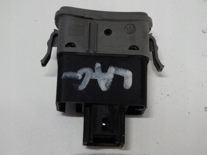 Переключатель корректора фар Renault OE 8200147868, фото 4