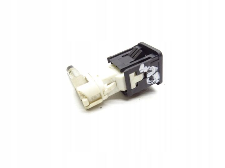 ГНЕЗДО ПОРТ USB 9229294 BMW F30 F31 F20 F21, фото 3