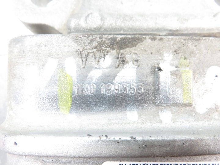 Подушка коробки VW Golf V 1.4 FSI 1K0199555, фото 2
