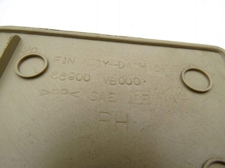 Накладка порога правая передняя 66900VB000 Nissan Patrol GR Y61, фото 6