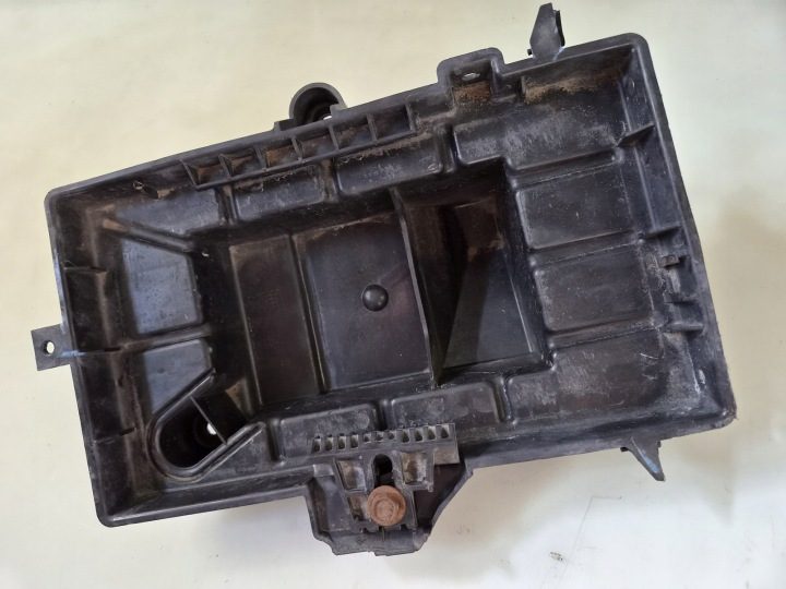 Кожух аккумулятора Chrysler OE 68053342AG, фото 3