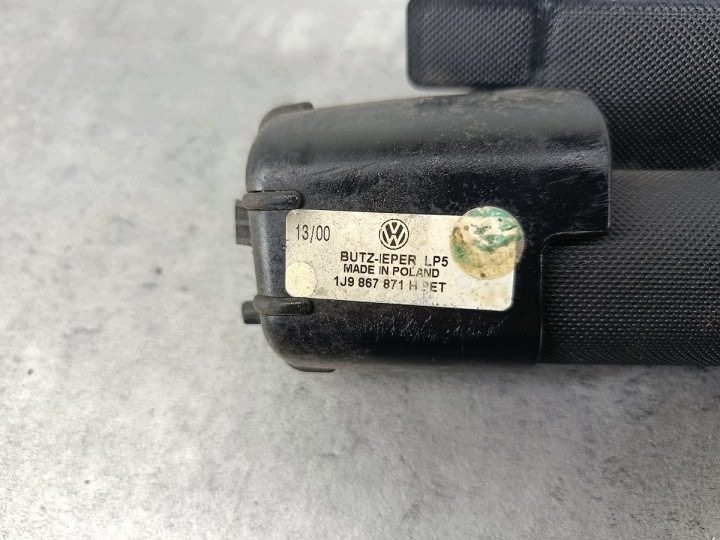 ШТОРКА БАГАЖНИКА VW GOLF IV 1J9867871H, фото 8