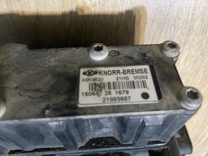 RENAULT / VOLVO ELEKTRO-КЛАПАН ПОДУШЕК ECAS KNORR-BREMSE 21083657 / K019820, фото 7