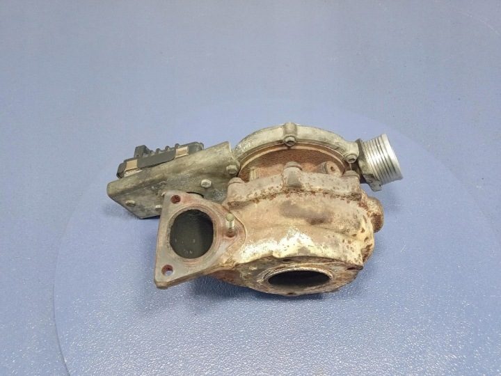 VOLVO XC90 I 2.4 D5 185 л.с. D5244T4 ТУРБОКОМПРЕССОР 30757080, фото 9