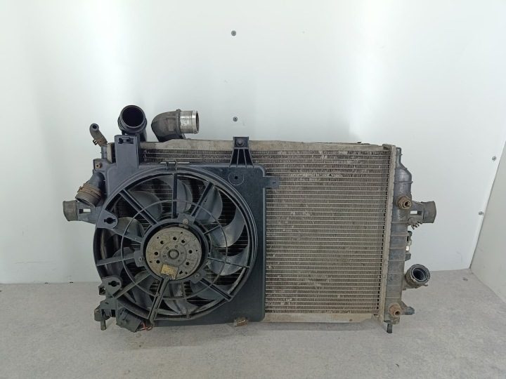 Комплект радиаторов с вентилятором Opel Zafira B 13158655 13171426 0130303973, фото 9