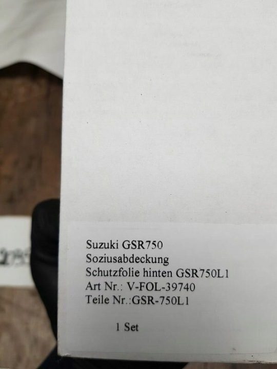 Наклейки Suzuki GSR 750, фото 8