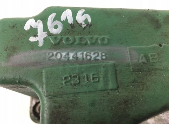 20441628 VOLVO Коллектор охлаждающей жидкости, фото 5