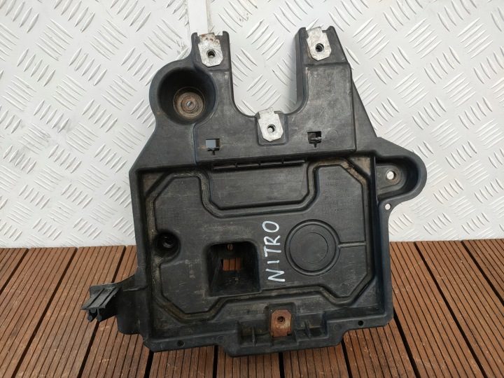 Chrysler Dodge Nitro 07-12 площадка аккумулятора 55360874A OE, фото 1