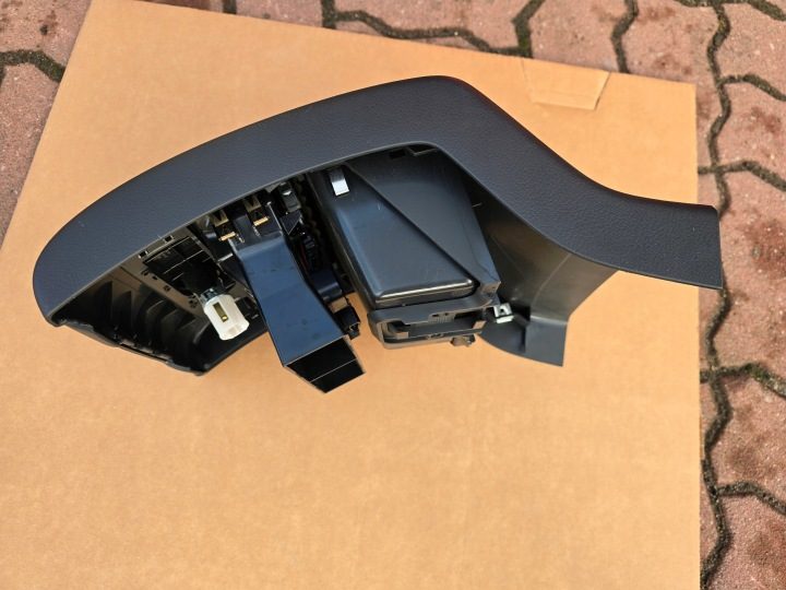 Защита дефлектор обдува ЗАДНИЙ полка тоннеля VW Touareg 7P 7P8863092, фото 4